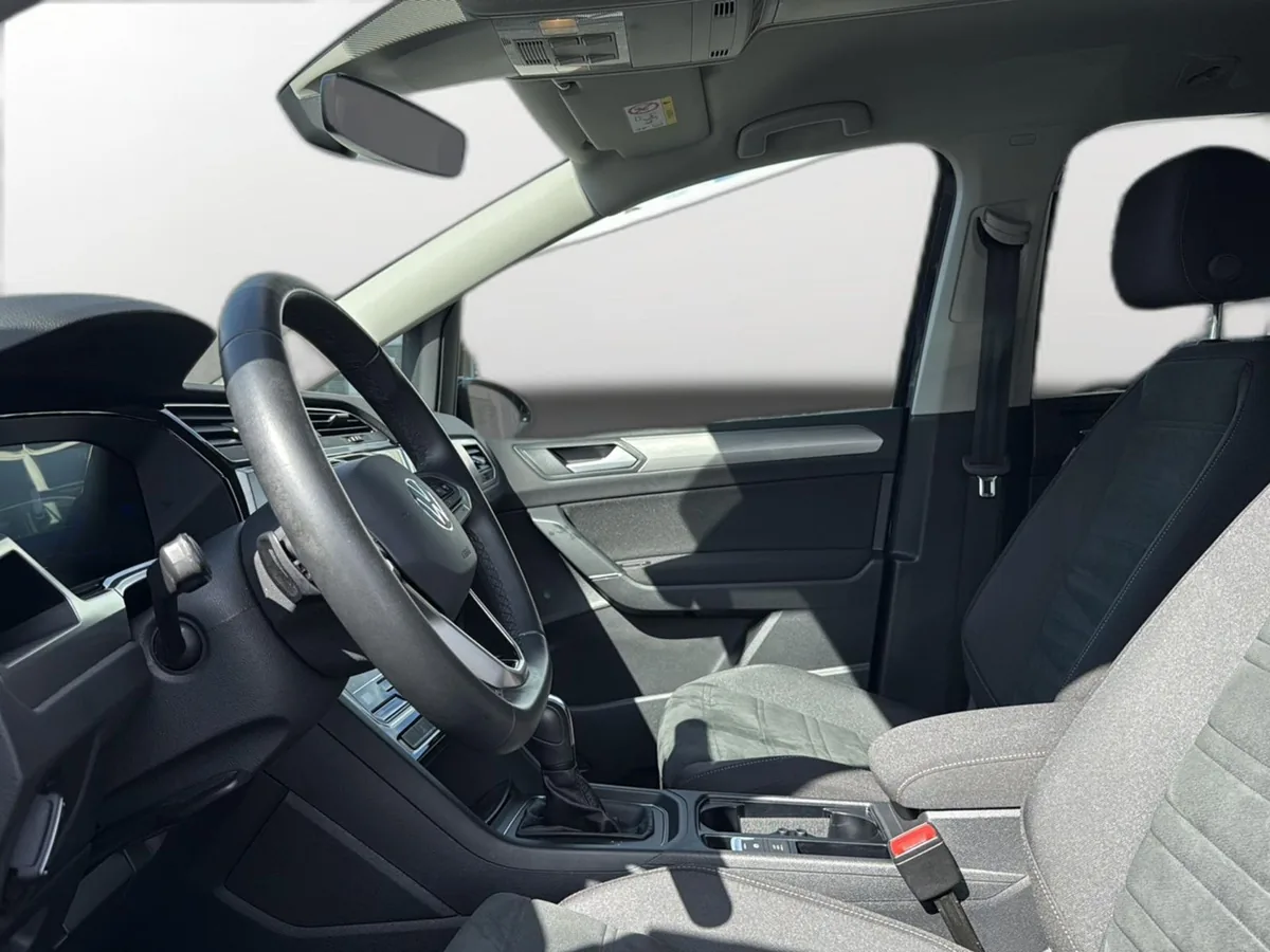 VW Touran – Foto 12
