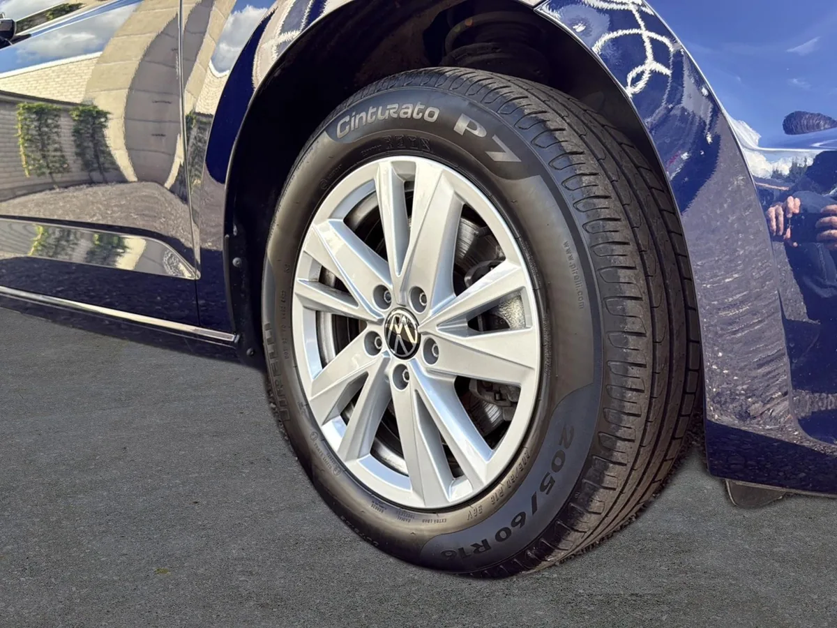 VW Touran – Foto 30