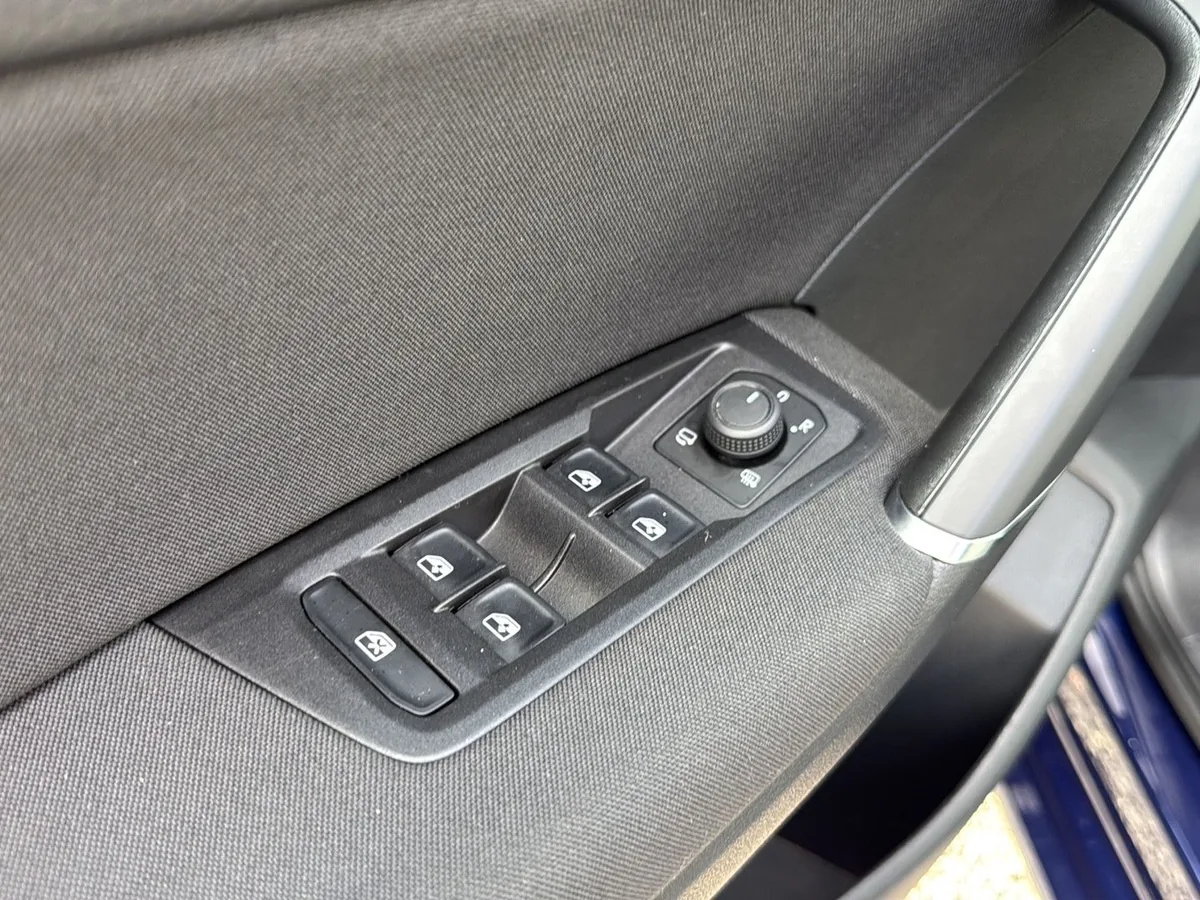 VW Touran – Foto 10