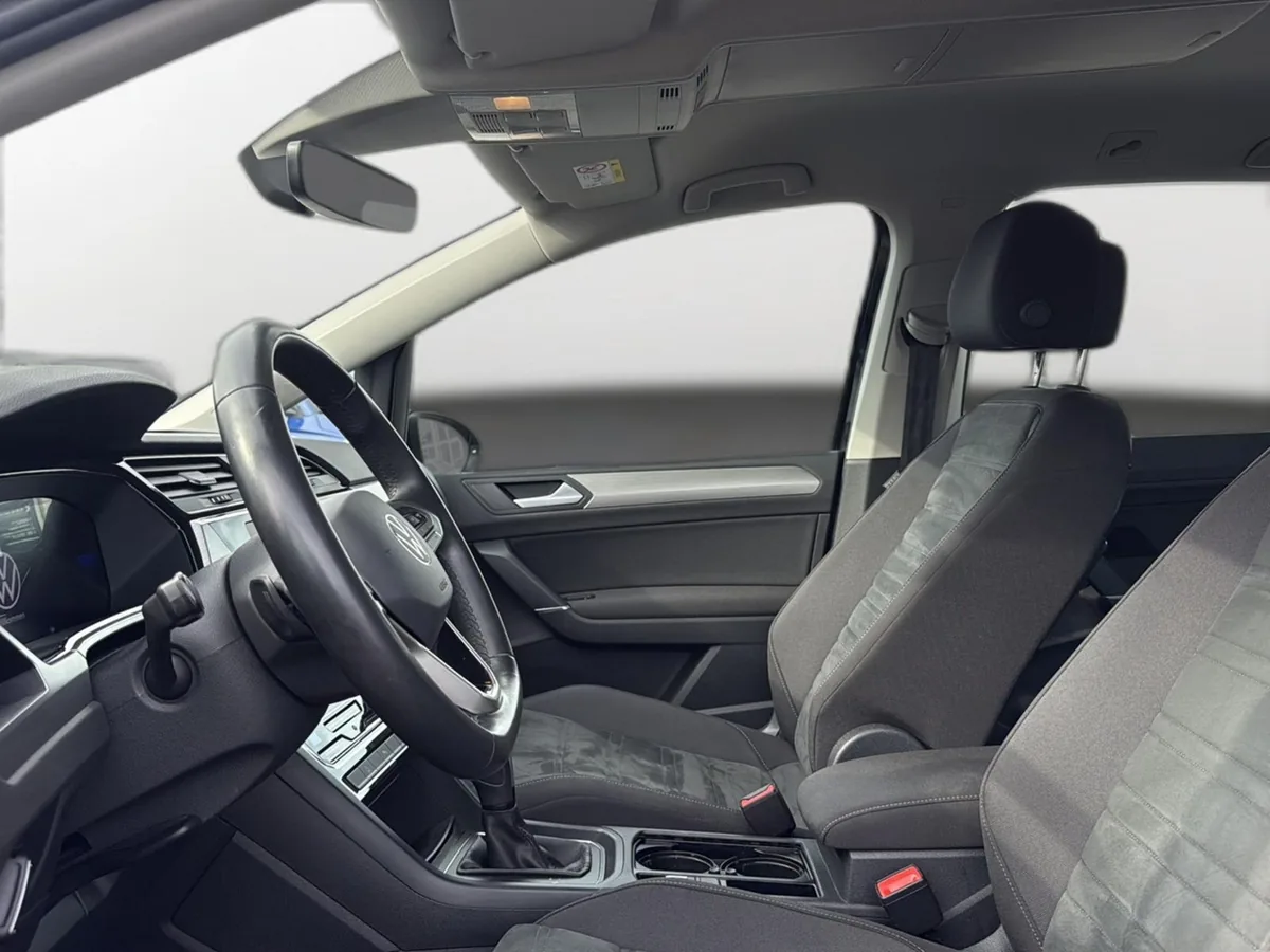 VW Touran – Foto 12