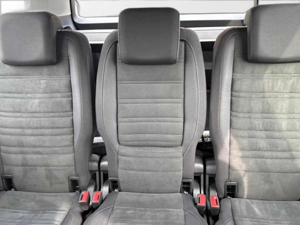 VW Touran – Foto 18