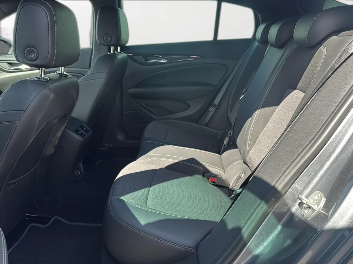 Opel Insignia – Foto 19