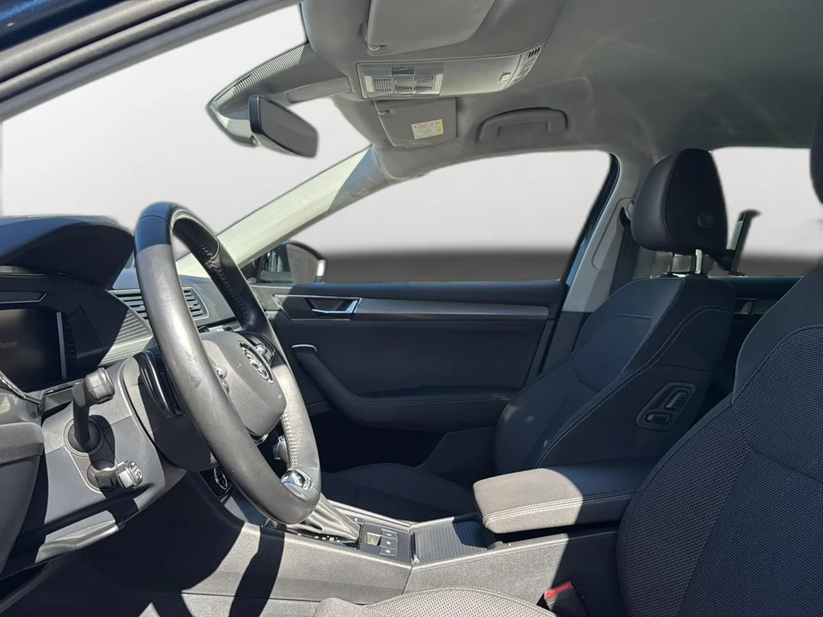 Škoda Superb – Foto 12