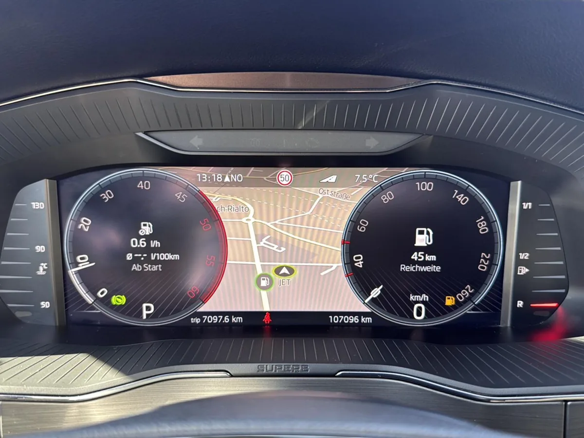 Škoda Superb – Foto 14