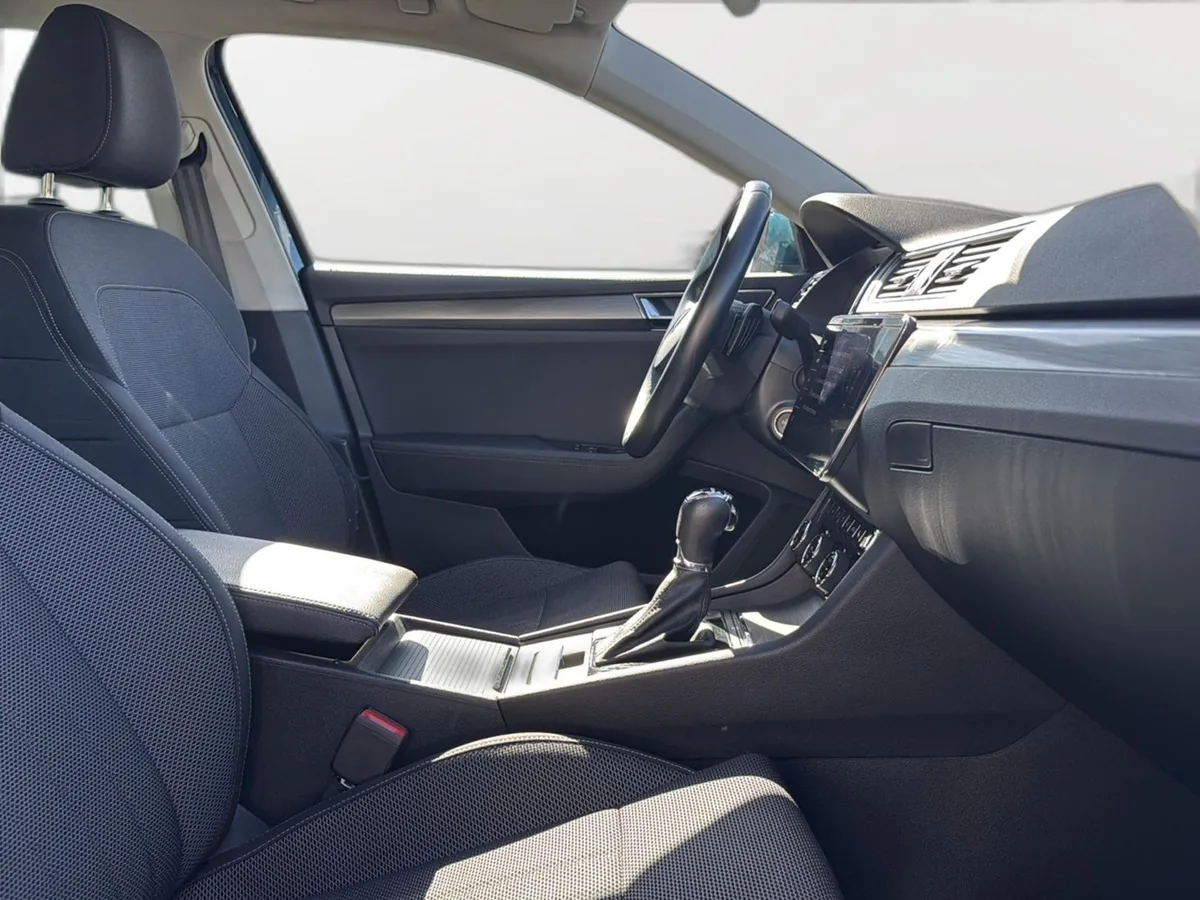 Škoda Superb – Foto 27
