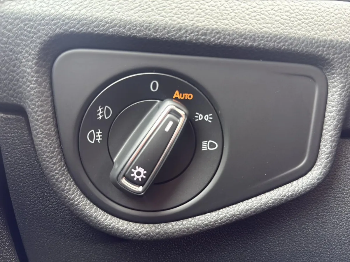 VW Touran – Foto 16