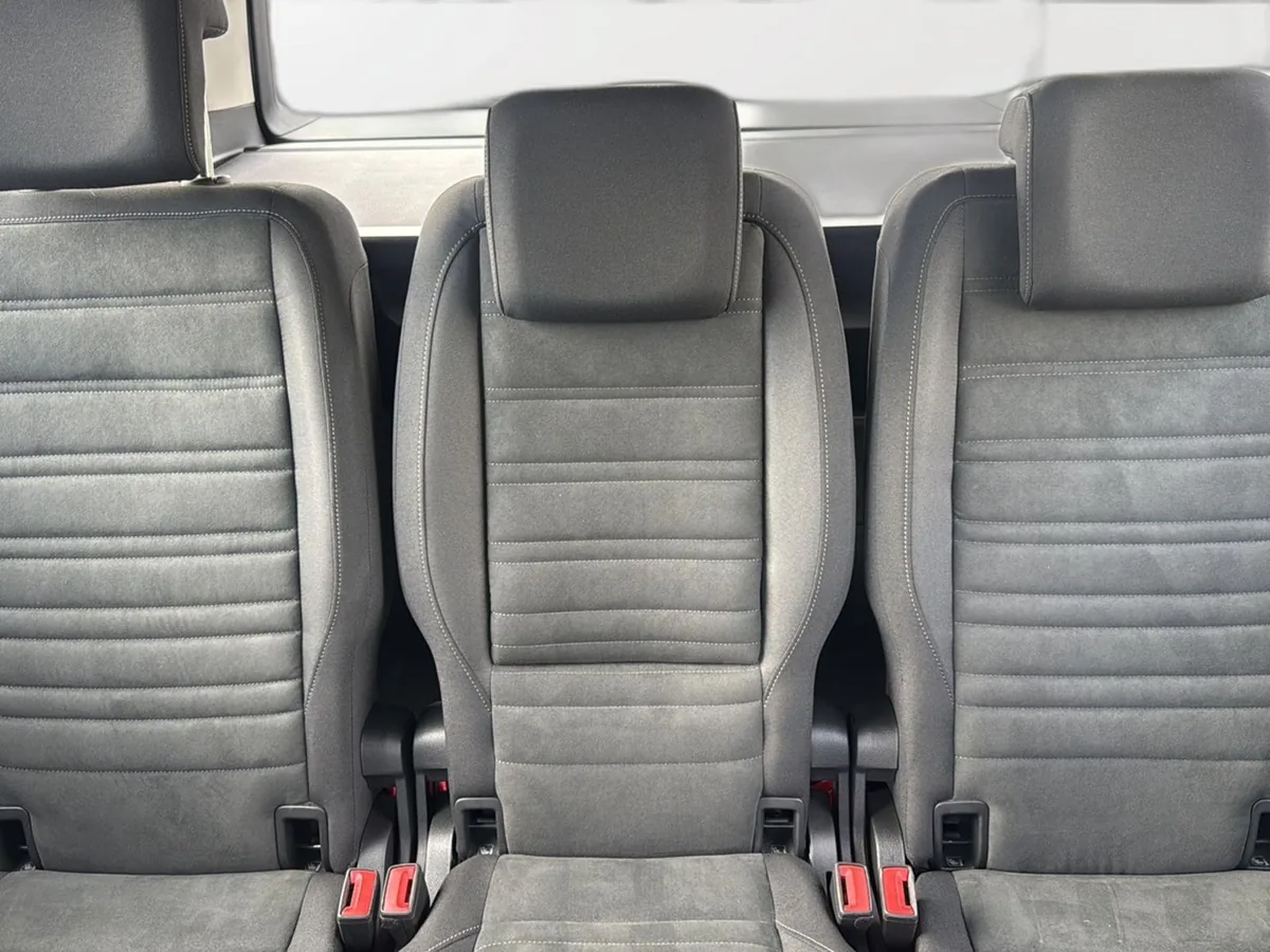 VW Touran – Foto 18