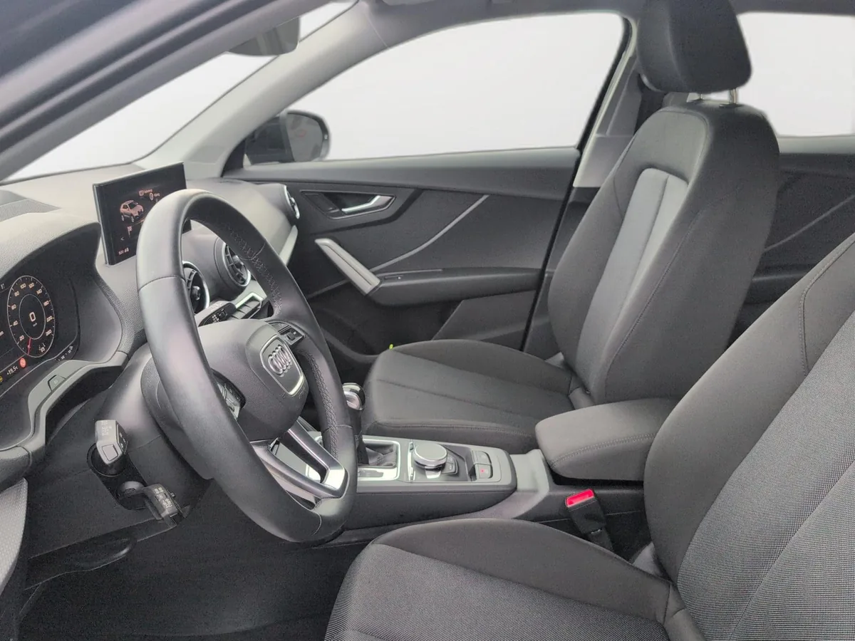 Audi Q2 – Foto 12