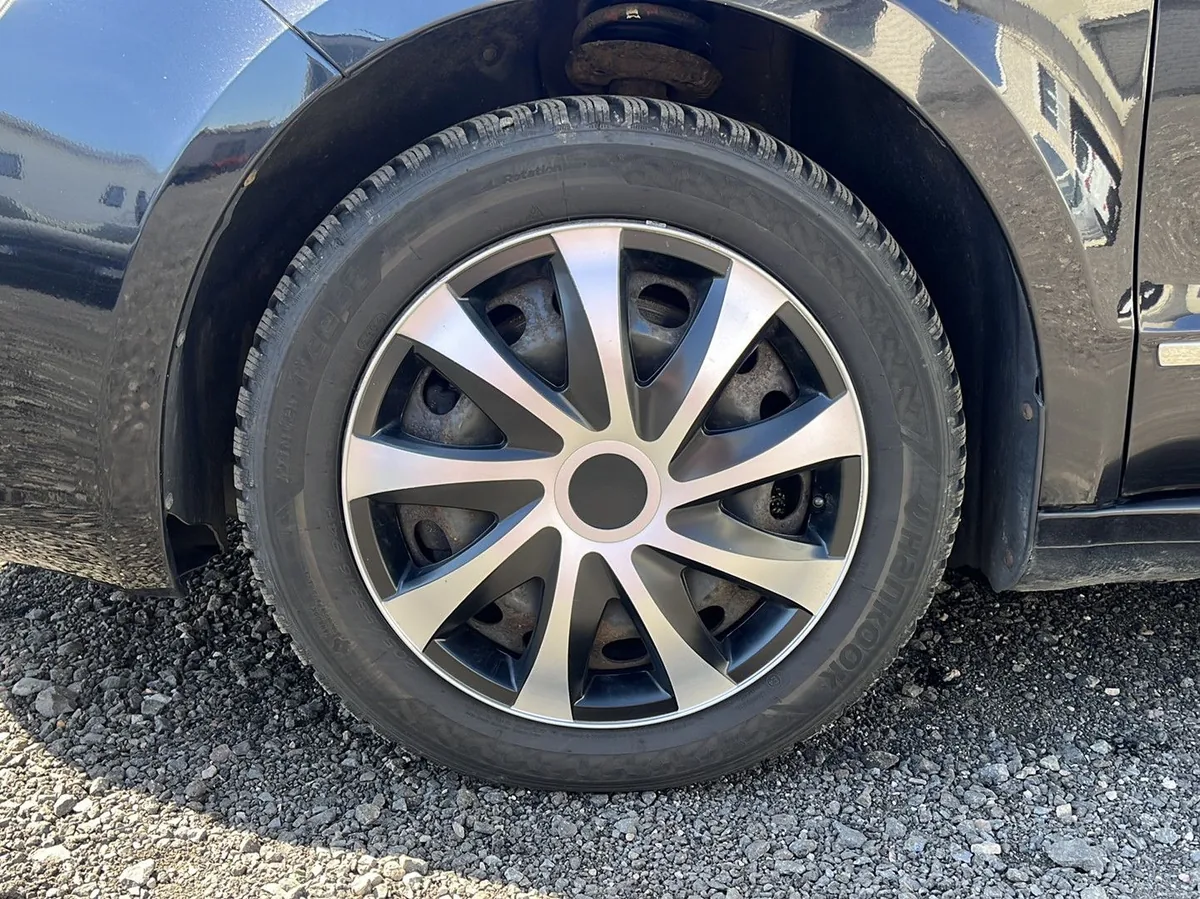 Škoda Superb – Foto 16