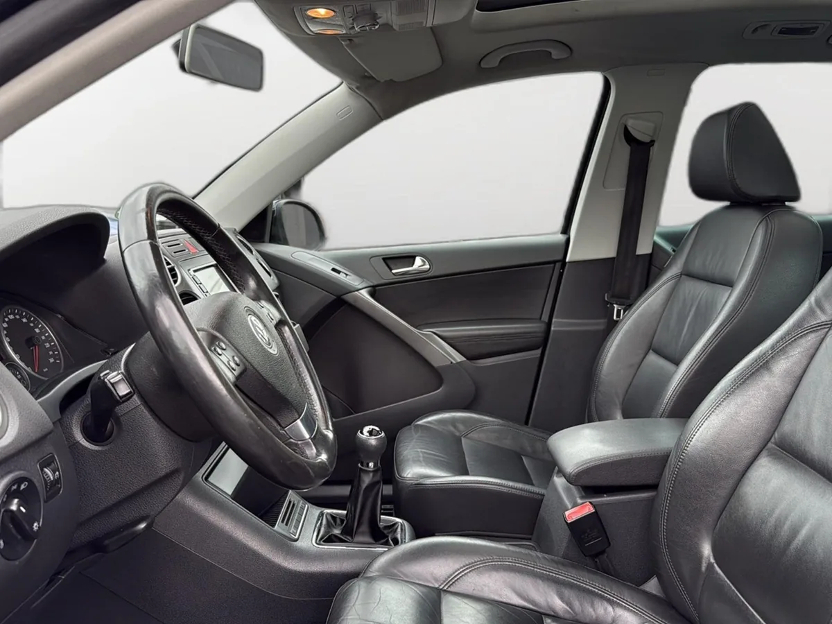 VW Tiguan – Foto 12