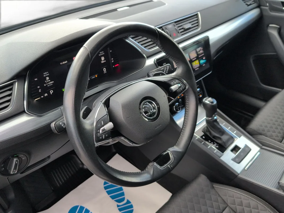 Škoda Superb – Foto 11