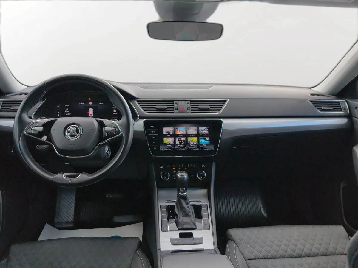 Škoda Superb – Foto 21