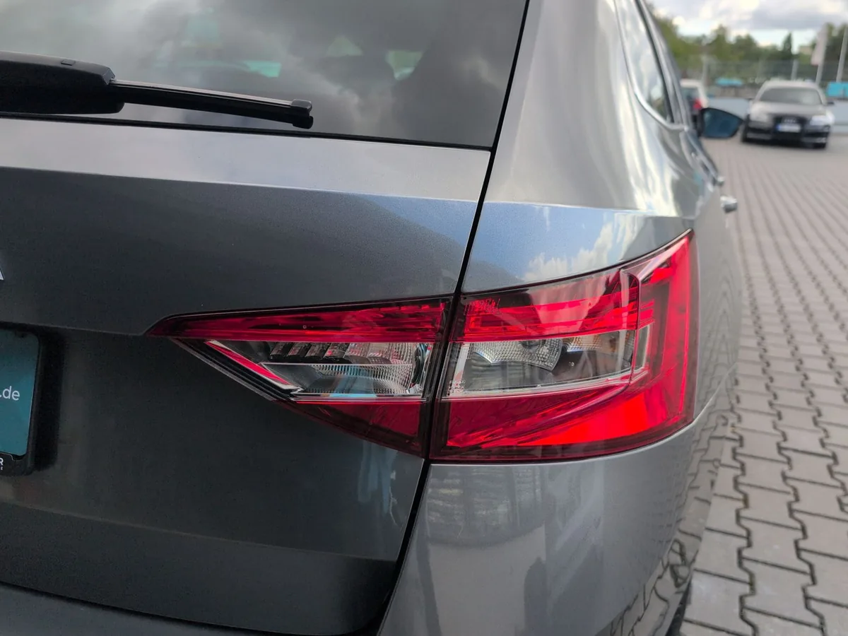 Škoda Superb – Foto 27