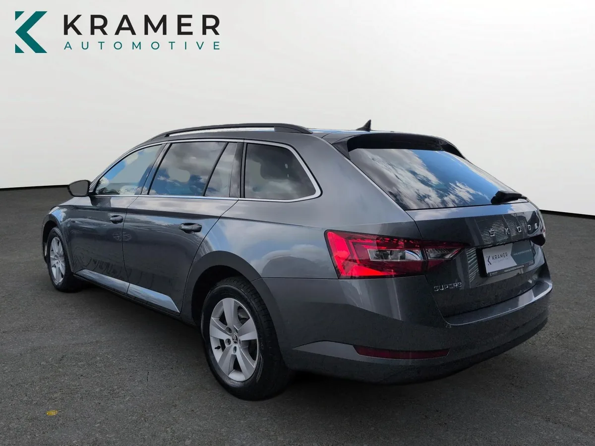 Škoda Superb – Foto 4