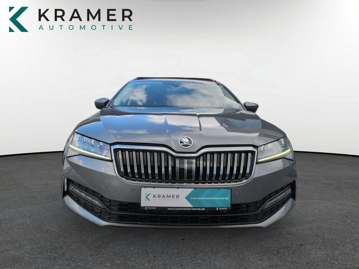 Škoda Superb – Foto 9