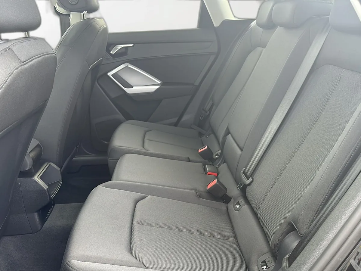 Audi Q3 – Foto 19