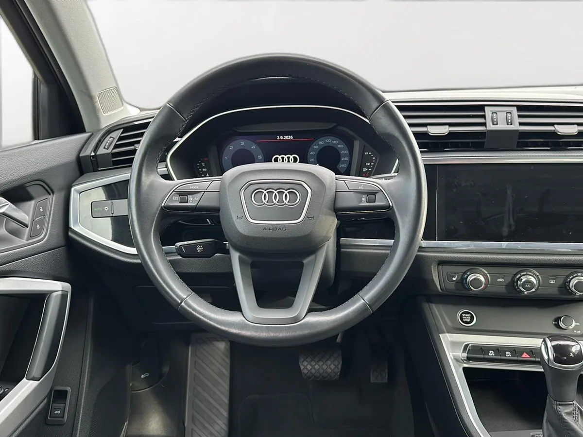 Audi Q3 – Foto 20
