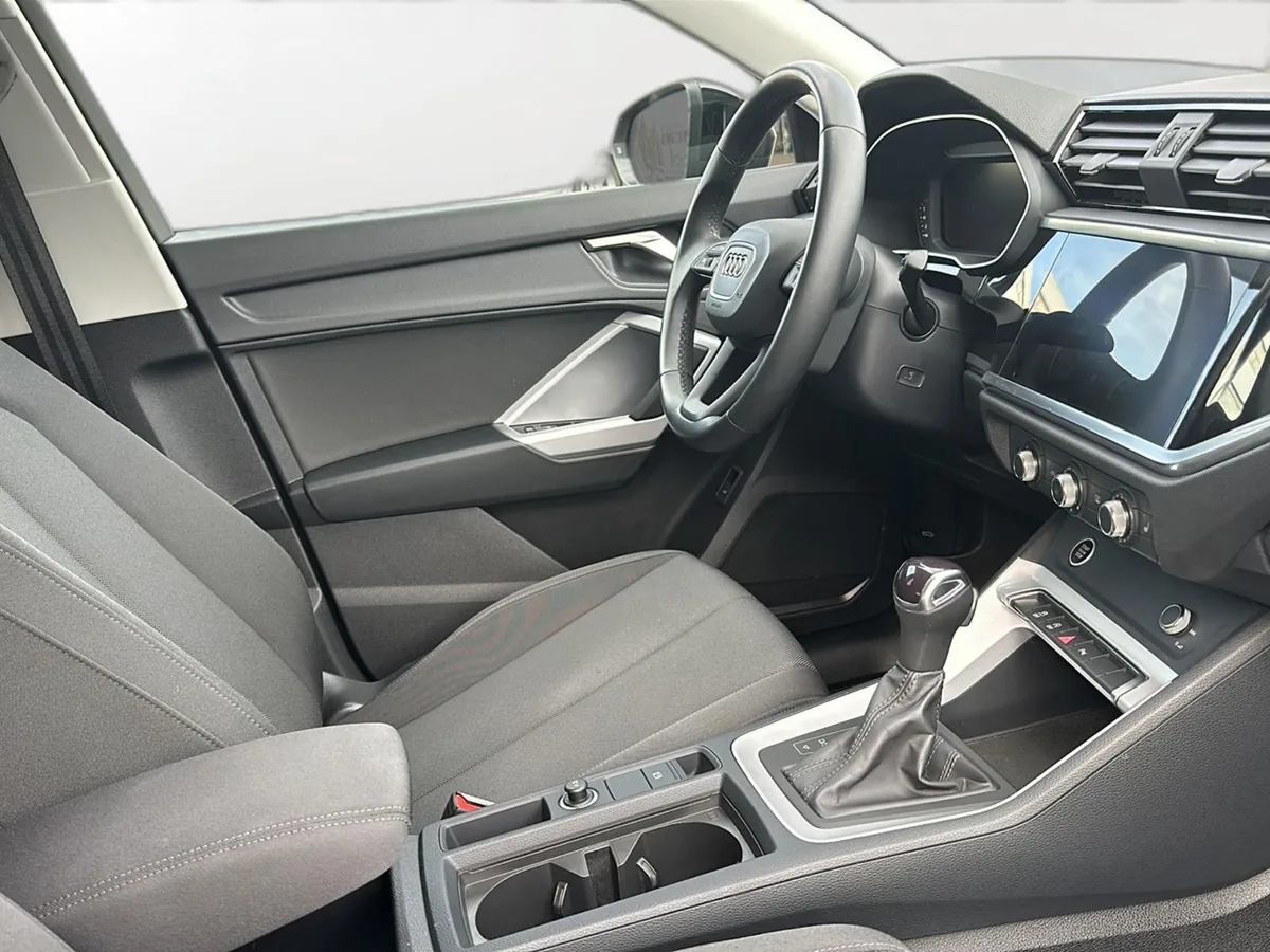 Audi Q3 – Foto 25