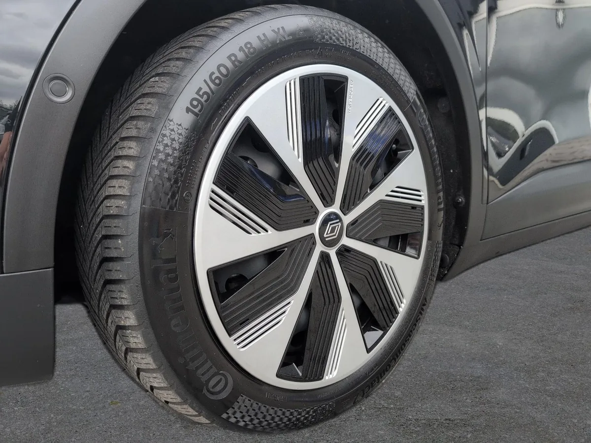 Renault Megane E-TECH – Foto 29