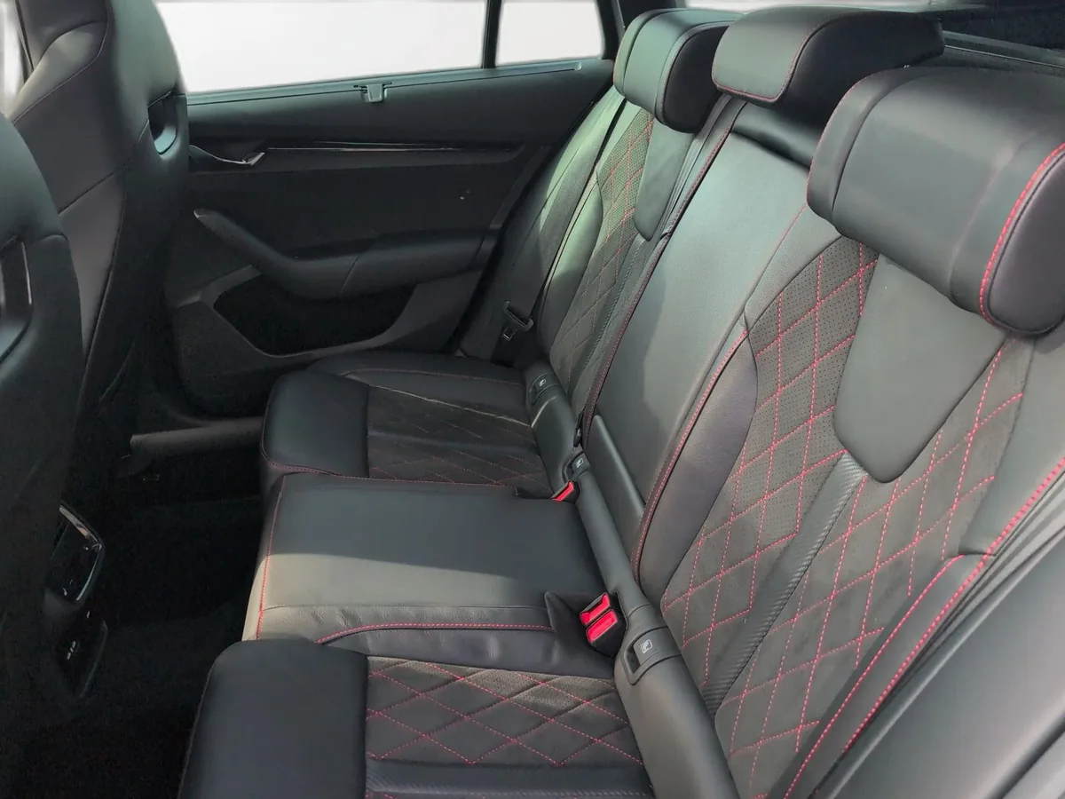 Škoda Octavia – Foto 19