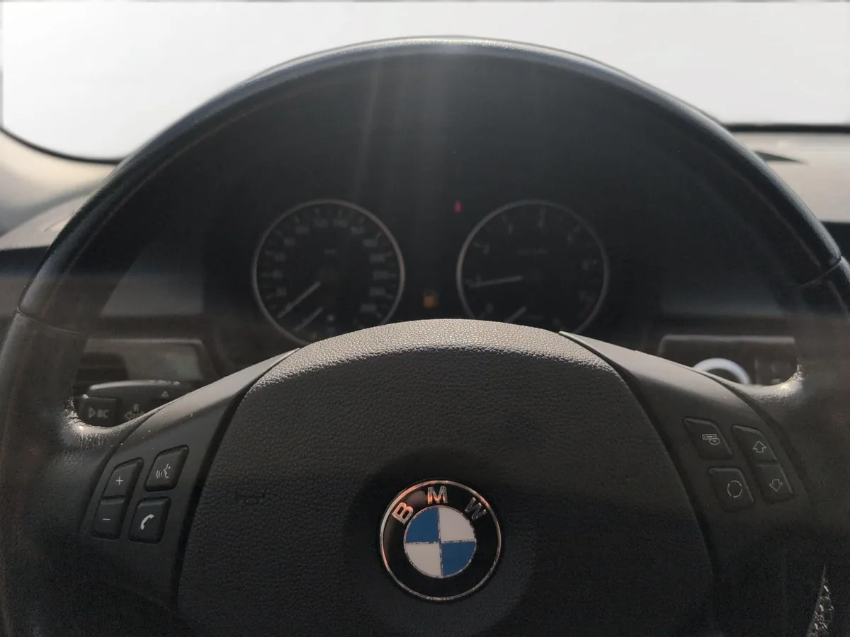 BMW 330 – Foto 13
