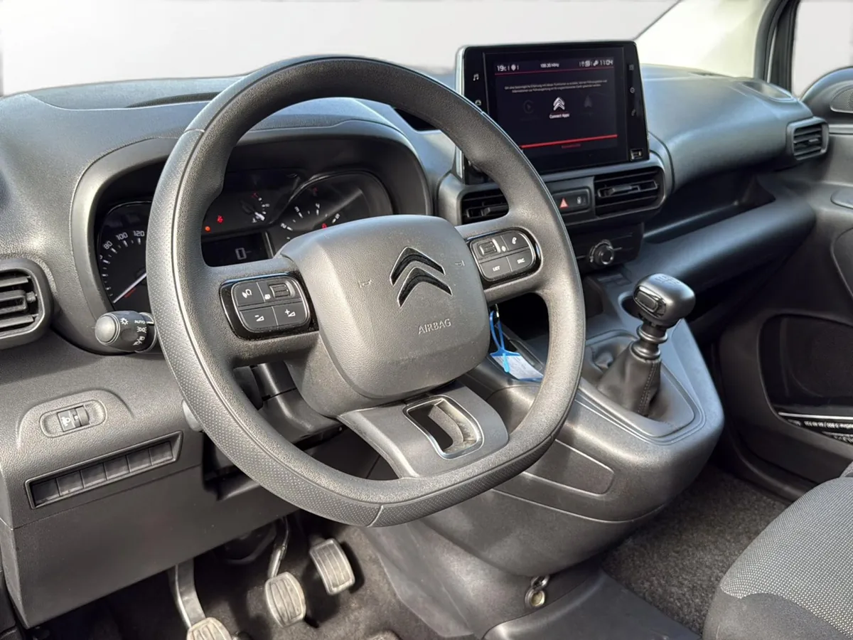 Citroën Berlingo Club M/L1 NAVI+KLIMA+CarPlay+TEMPO+ALU – Foto 17