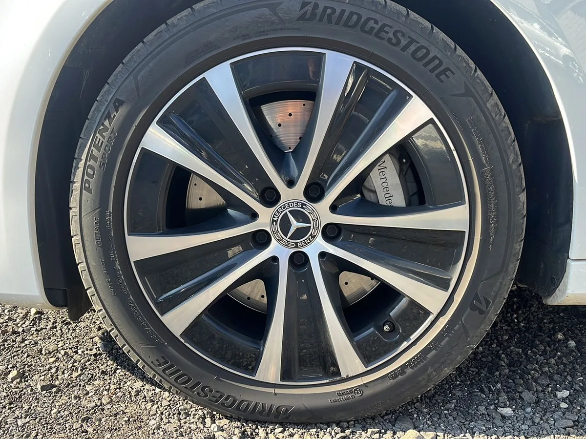 Mercedes-Benz E 300 – Foto 27
