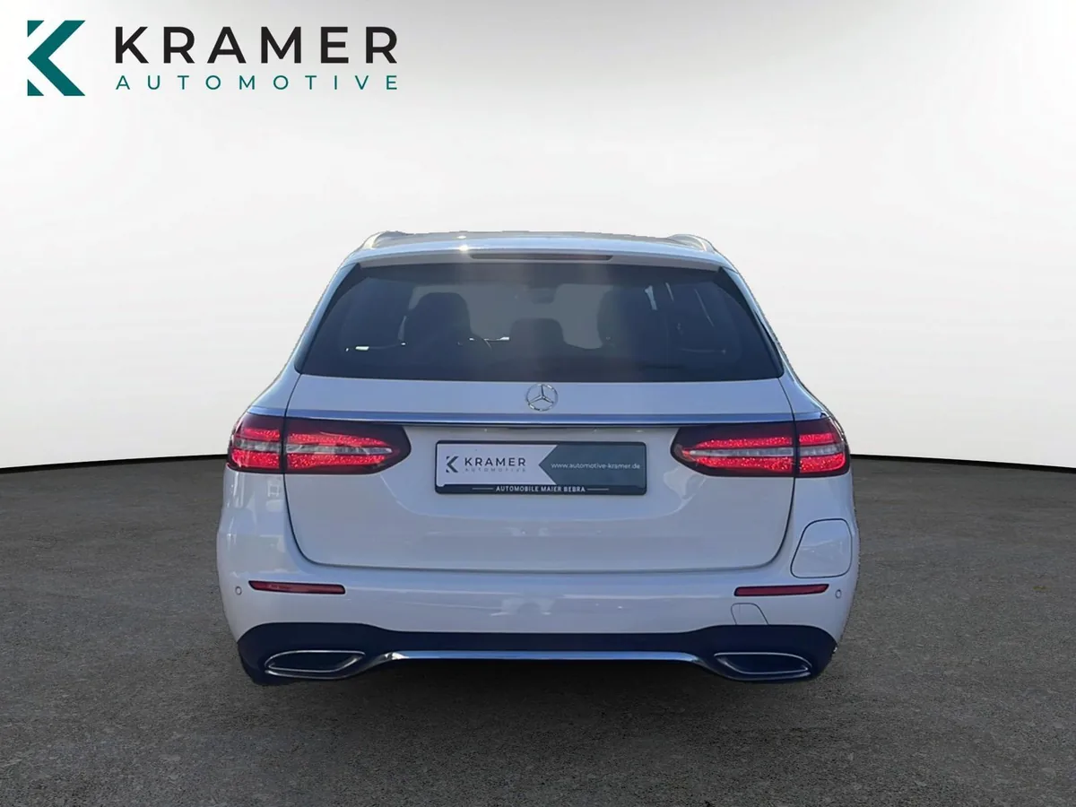 Mercedes-Benz E 300 – Foto 5