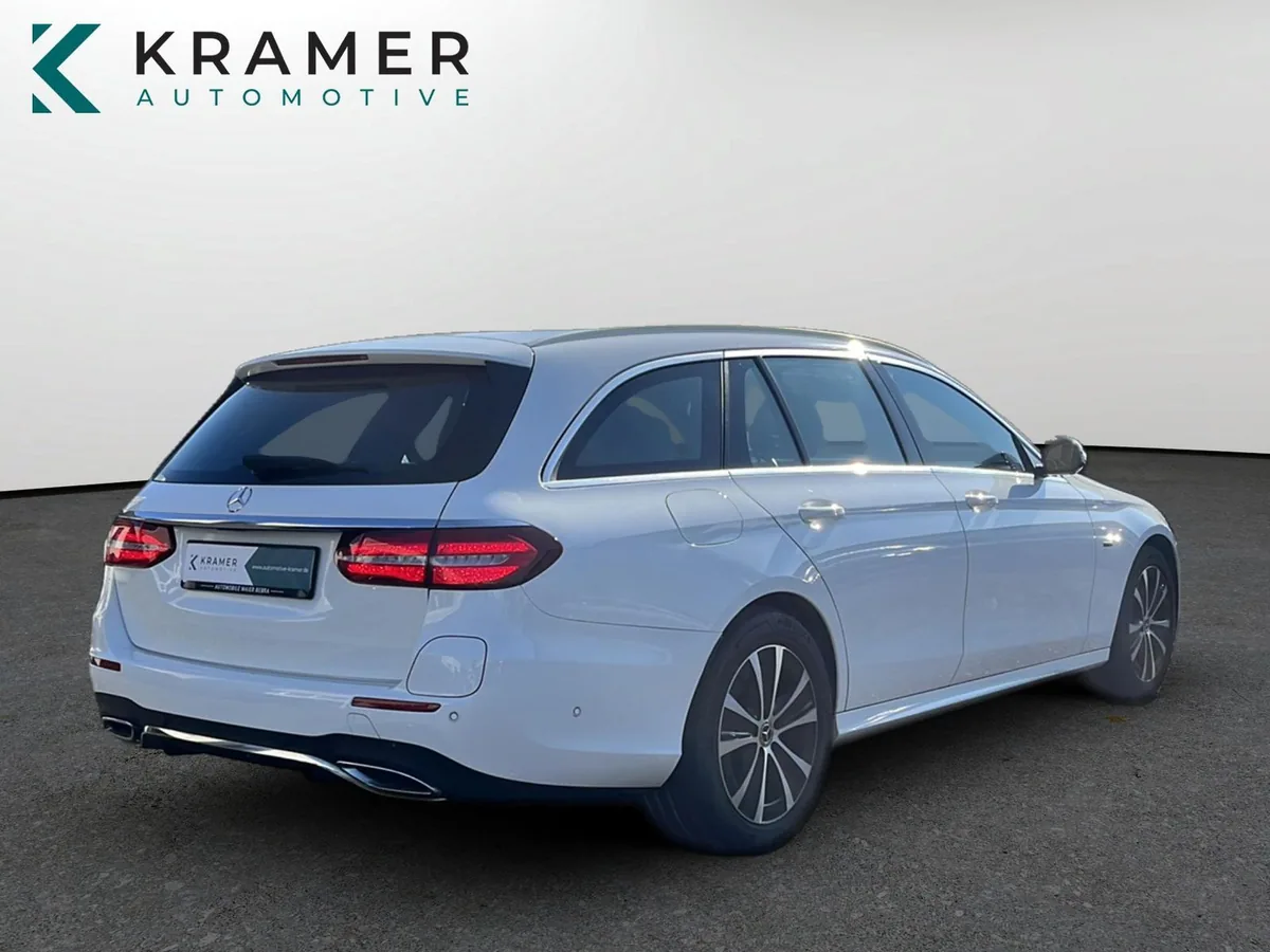 Mercedes-Benz E 300 – Foto 6