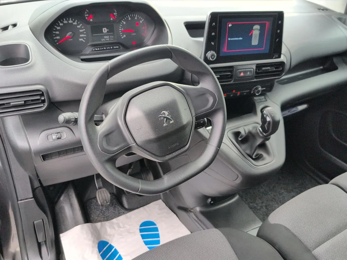 Peugeot Partner – Foto 18