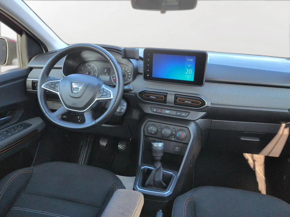 Dacia Sandero – Foto 24