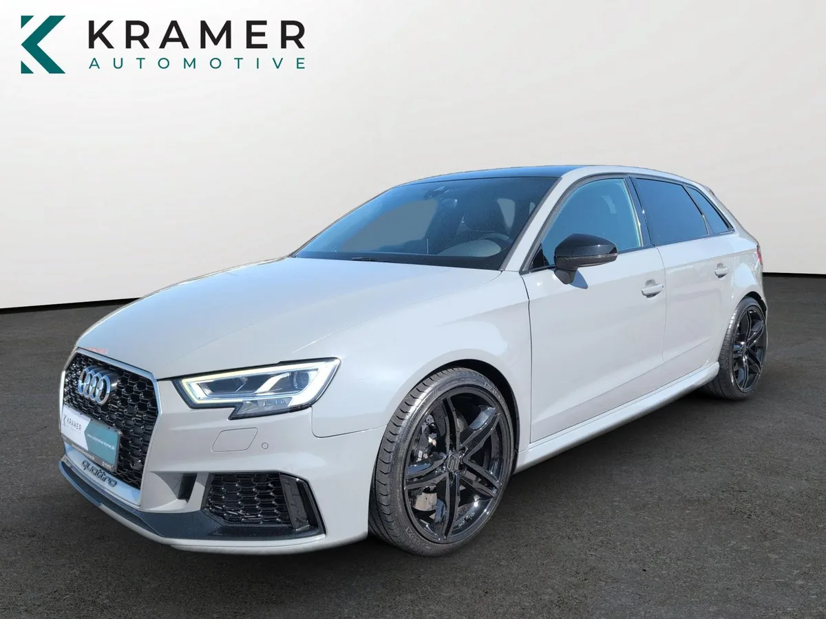 Audi RS3 – Foto 2