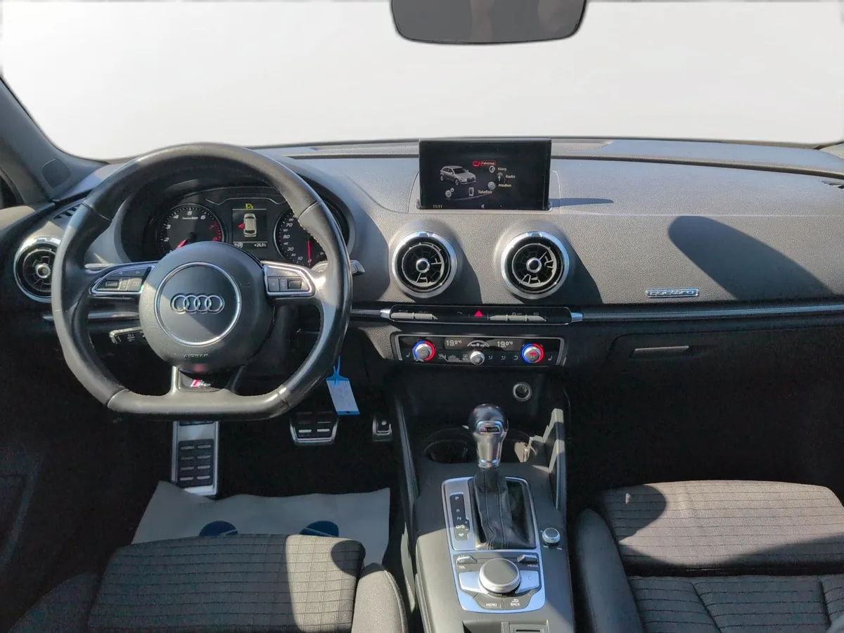 Audi RS3 – Foto 21