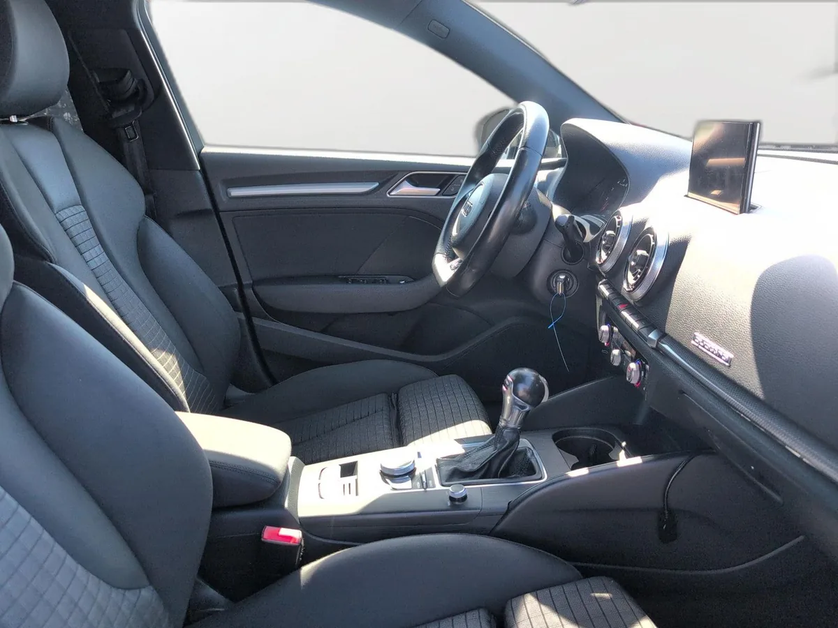 Audi RS3 – Foto 25