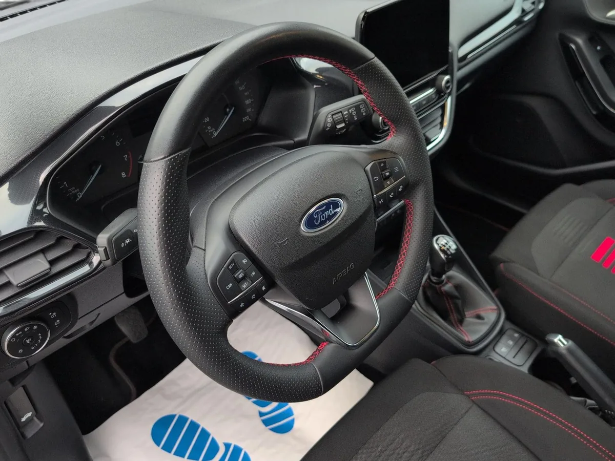 Ford Fiesta – Foto 11