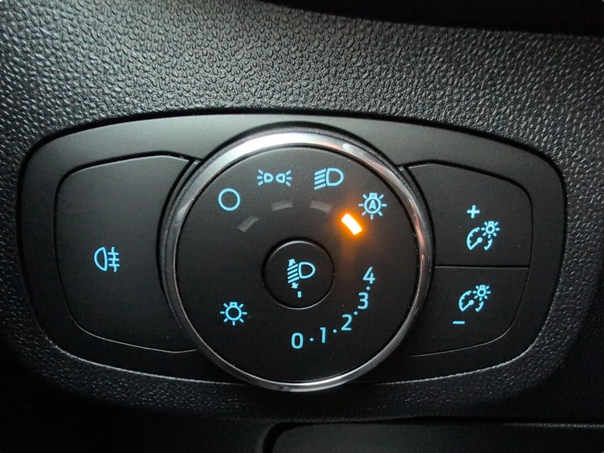 Ford Fiesta – Foto 16